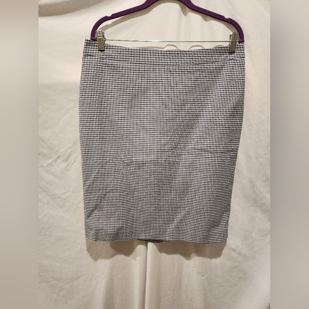 Talbots Navy Blue and White Checkered Pencil Skirt